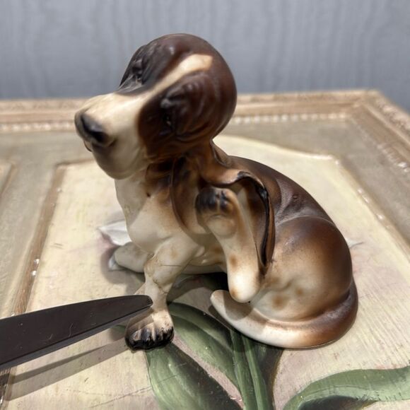 Vintage Norcrest Basset Hound Figurines Japan PLEASE READ DESCRIPTION - Picture 12 of 16